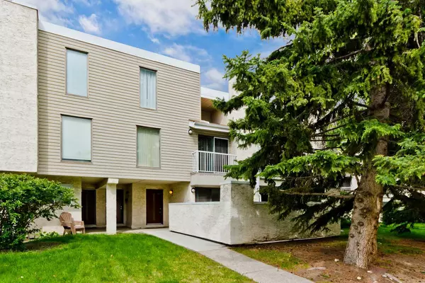 Calgary, AB T2L 1Y3,3500 Varsity DR NW #211