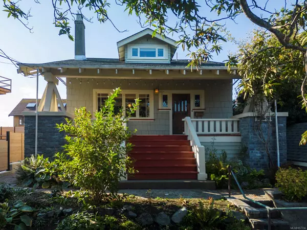 Victoria, BC V8S 1A4,1321 Point St