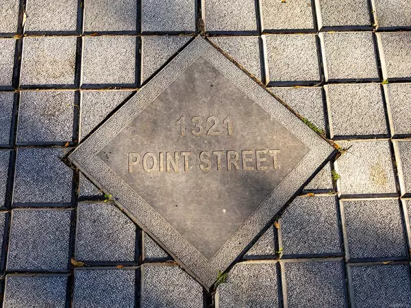 Victoria, BC V8S 1A4,1321 Point St
