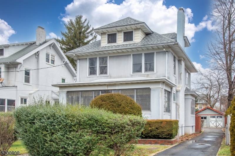 15 Beechwood Pl, Hillside Twp., NJ 07205