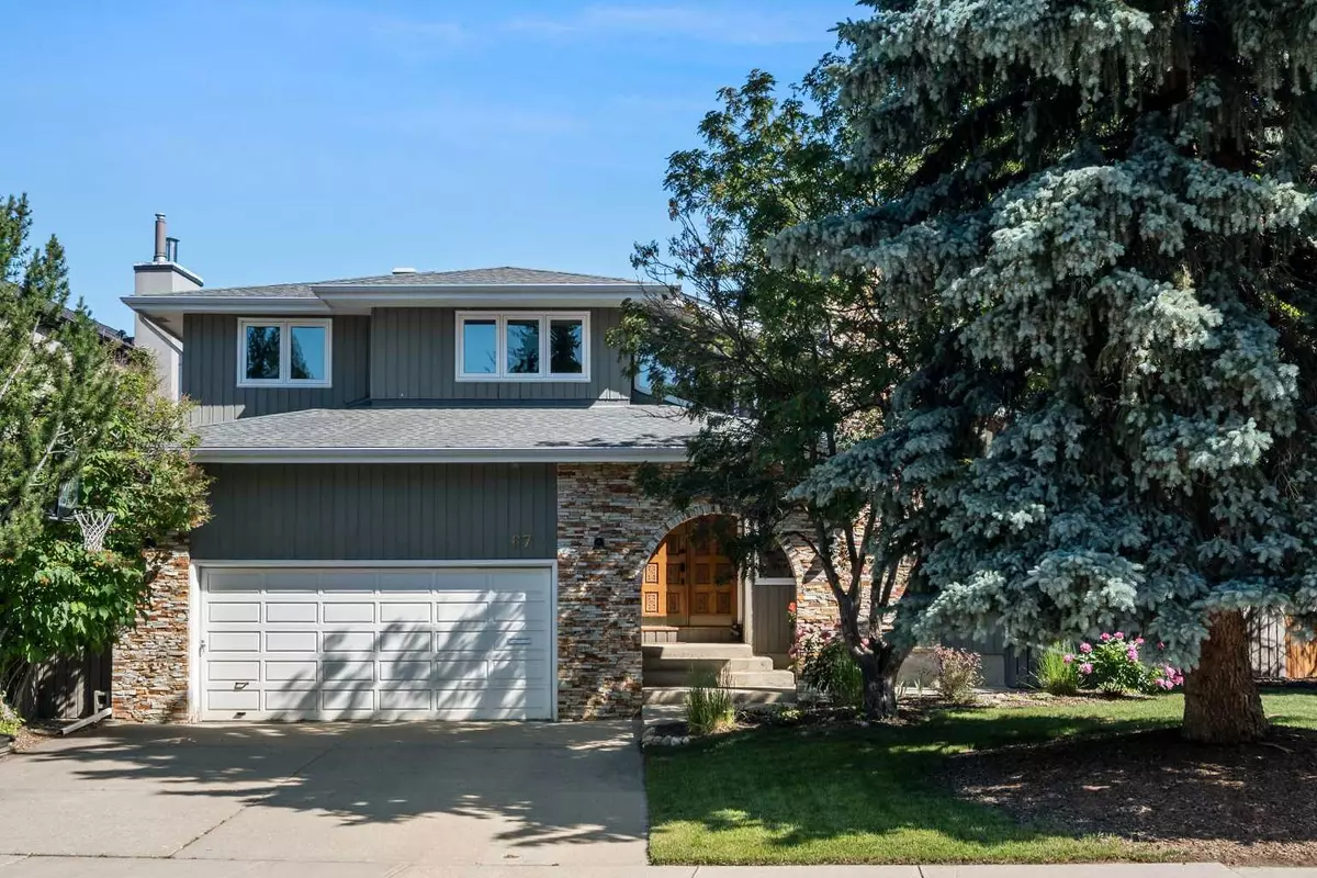 Calgary, AB T2W 4H1,67 Wood Willow Close SW