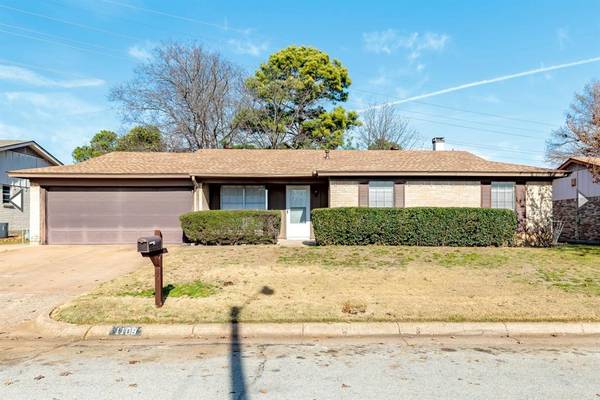 Arlington, TX 76013,1109 S Thornbush Circle