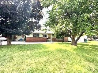 Heppner, OR 97836,615 S ALFALFA ST