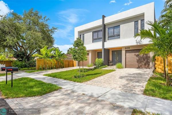 811 SW 10th Terrace, Fort Lauderdale, FL 33315