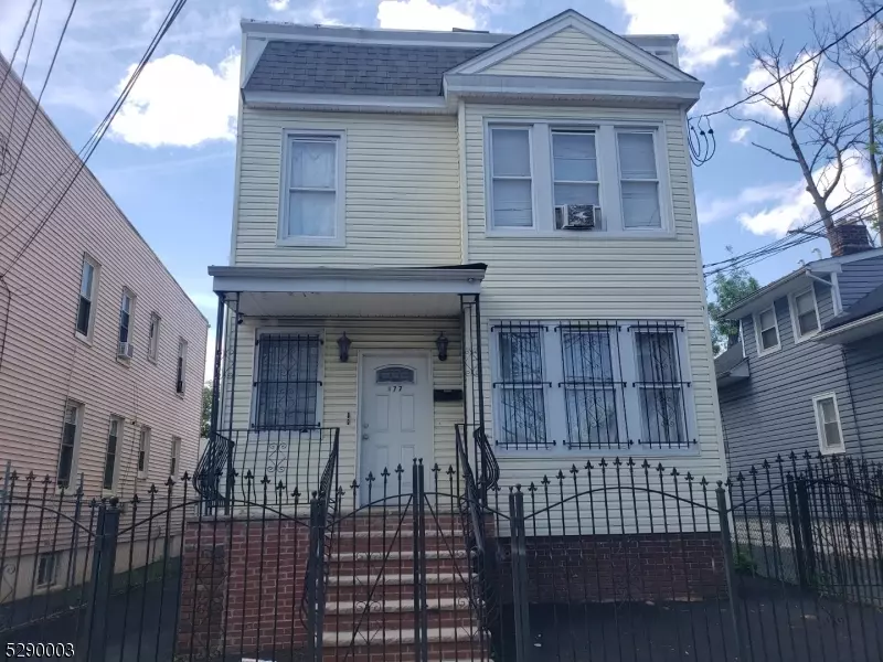 177 Dewey St, Newark City, NJ 07112