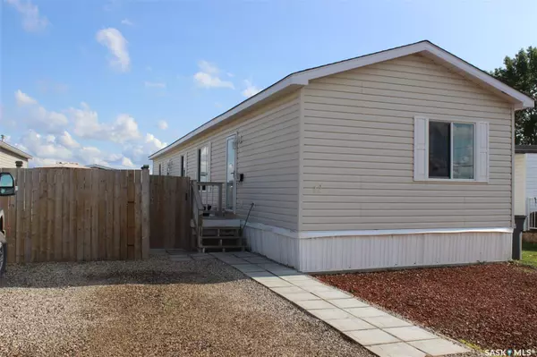 106 1st AVENUE SW #12, Weyburn, SK S4H 2J1