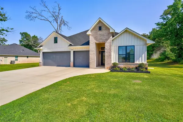 17601 SE 44th Street, Choctaw, OK 73020