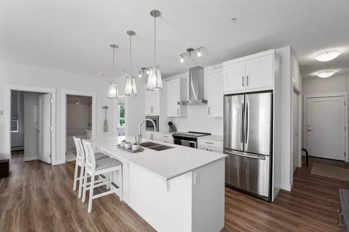 Calgary, AB T2X 4M9,30 Walgrove WALK SE #107