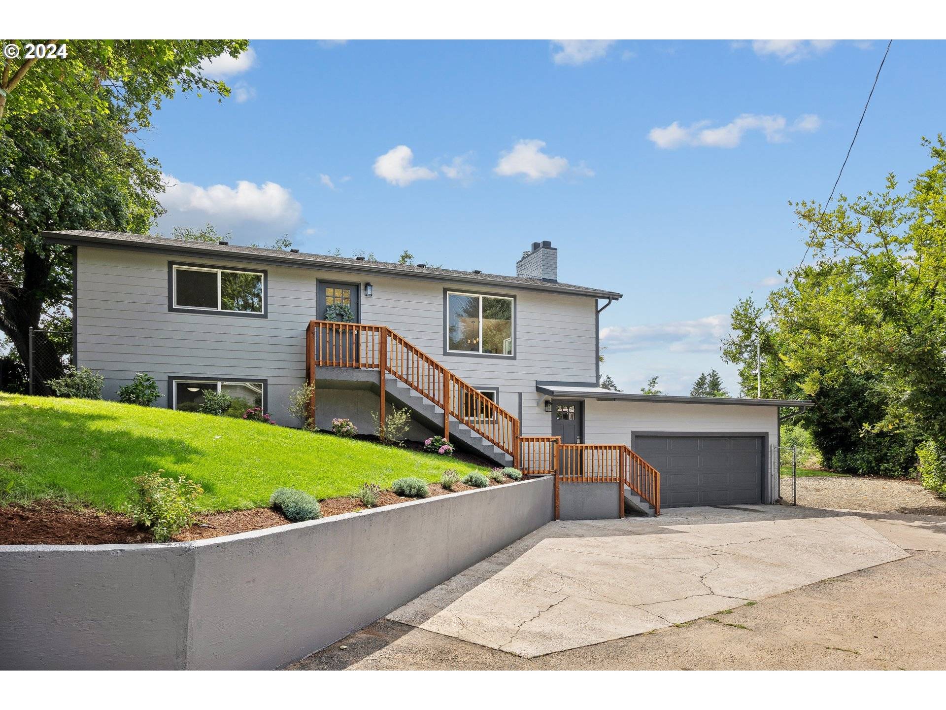 Portland, OR 97236,5121 SE 136TH AVE