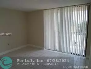 North Miami Beach, FL 33162,16751 NE 9th Ave  #401