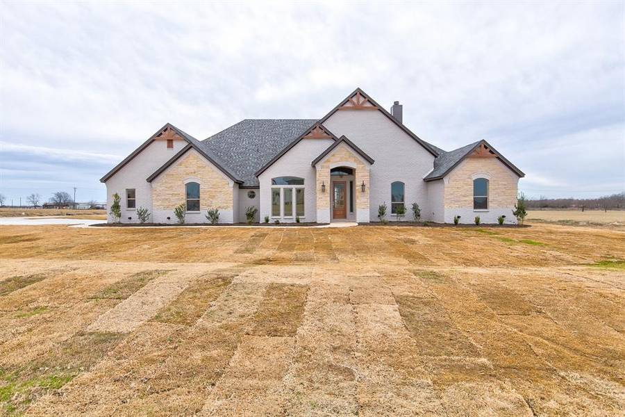 237 Agua Linda Drive, Godley, TX 76044