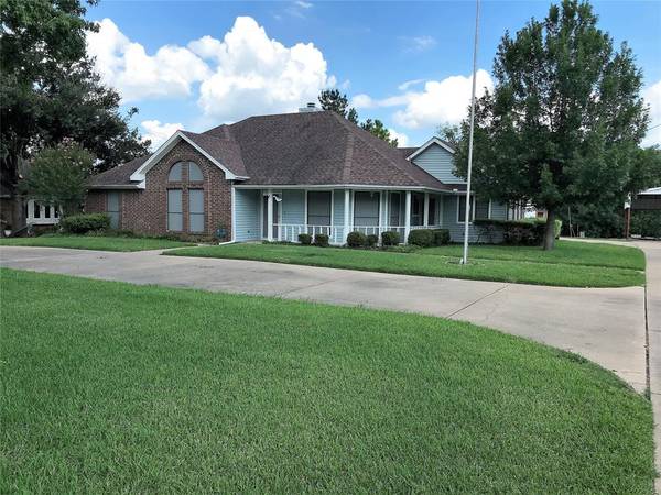 169 Buffalo Creek Drive, Crandall, TX 75114