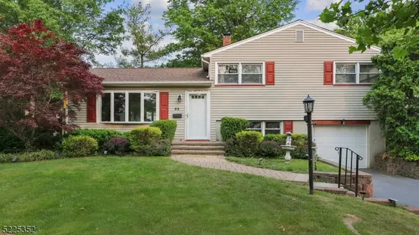 52 Glenwood Rd, Fanwood Boro, NJ 07023