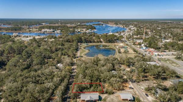 704 SE Ave D, Carrabelle, FL 32322