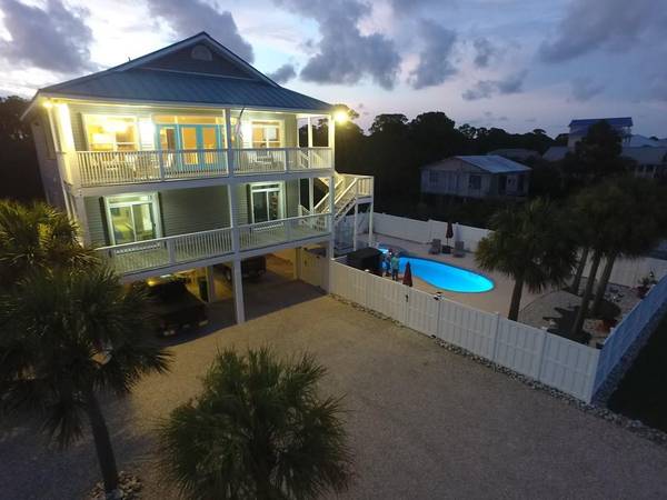 873 W Gulf Beach Dr, St. George Island, FL 32328