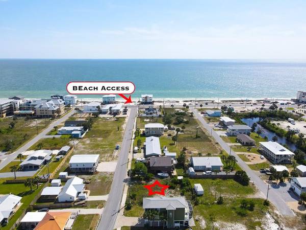 117 15th St, Mexico Beach, FL 32456