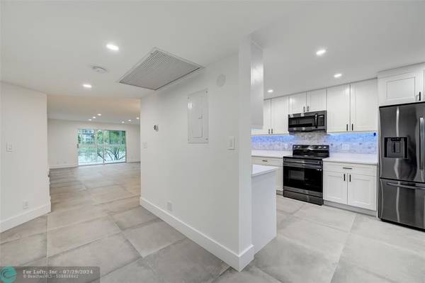 1803 Eleuthera Point  #C2, Coconut Creek, FL 33066