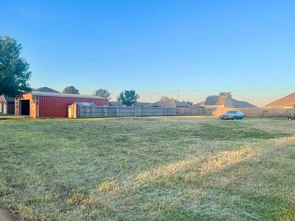 Debra Drive, Weatherford, OK 73096