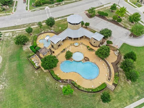 237 Bayonet Drive, Fort Worth, TX 76108