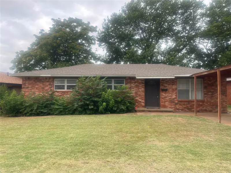 703 N 4th Street, Weatherford, OK 73096