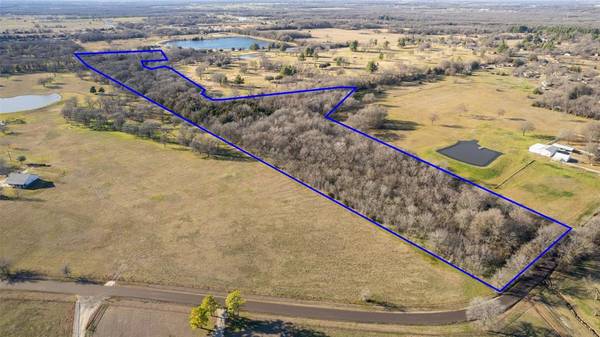 2350 CR 4208,  Campbell,  TX 75422