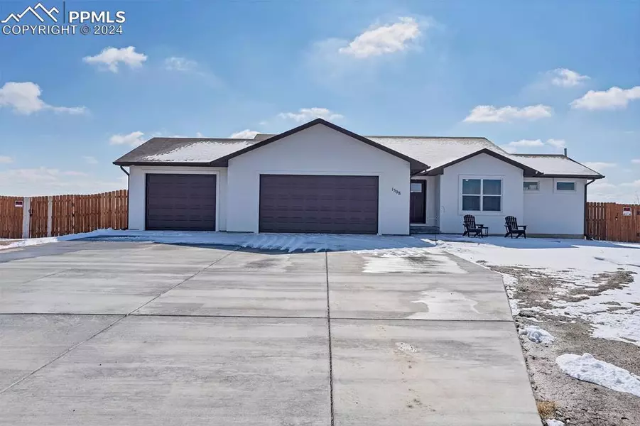 1508 E Farley AVE, Pueblo West, CO 81007