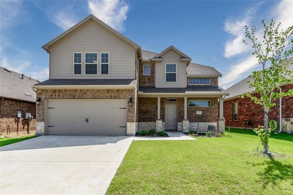 10326 Thunderwood Drive,  Aubrey,  TX 76227