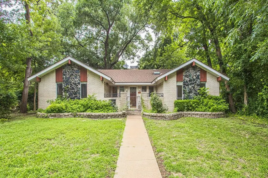 3611 Kiestcrest Drive, Dallas, TX 75233