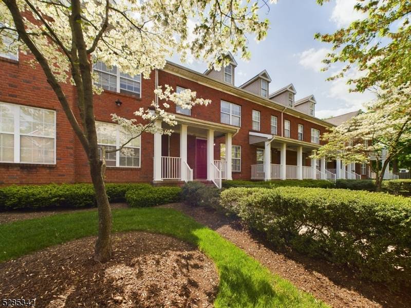 17 Park Sq, Metuchen Boro, NJ 08840