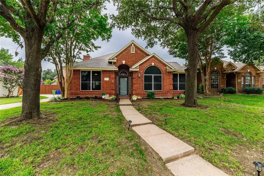 1705 Bel Air Drive, Carrollton, TX 75007