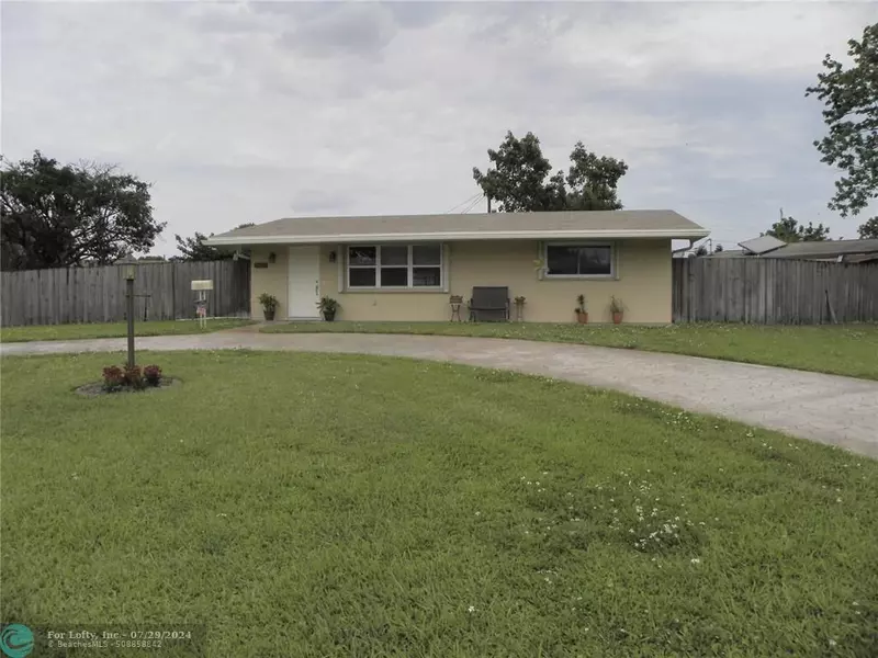 7971 NW 10th St, Pembroke Pines, FL 33024