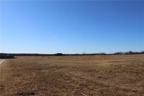 Prague, OK 74864,Lot 1