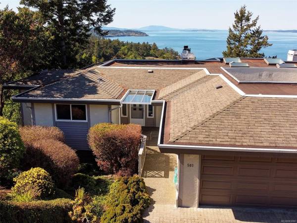 Saanich, BC V8N 5X5,2829 Arbutus Rd #503