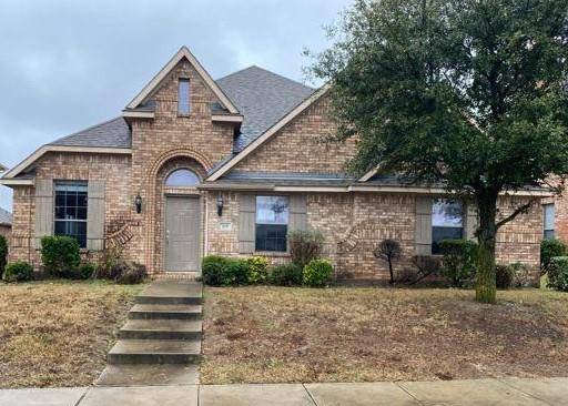 705 Paisley Lane, Red Oak, TX 75154