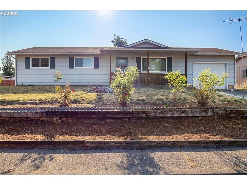 850 N 6TH ST, Aumsville, OR 97325