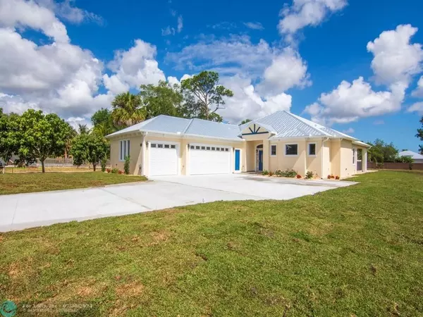 6040 45th St, Vero Beach, FL 32967