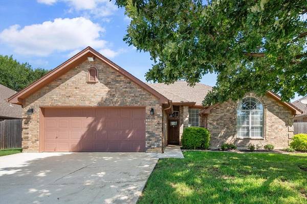 2413 Page Place, Mansfield, TX 76063