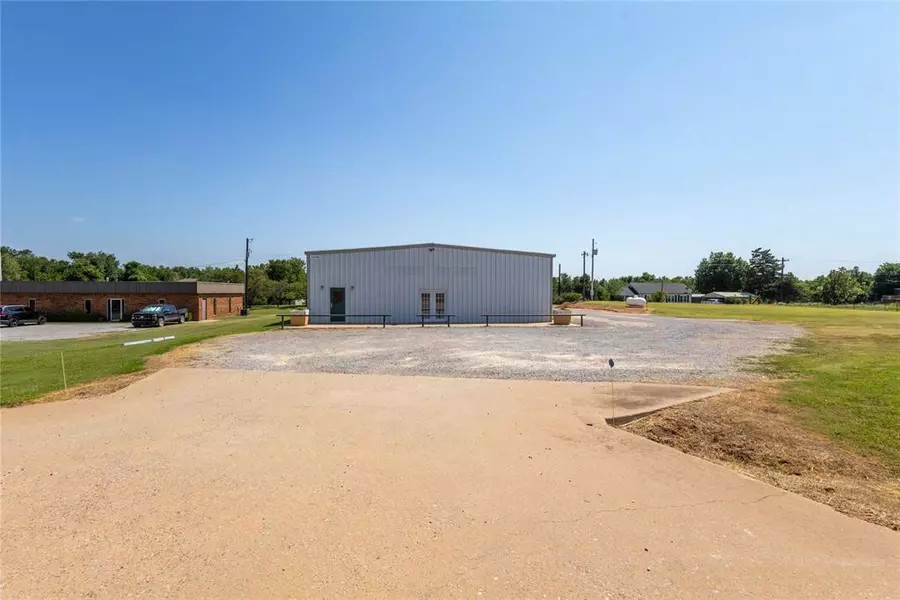 16776 33 Highway, Kingfisher, OK 73750