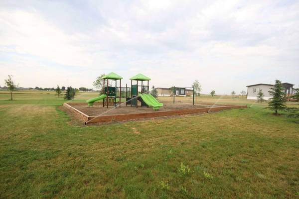 6 Meadows Way, Taber, AB T1G 0G7