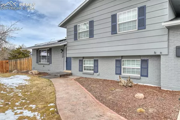 Colorado Springs, CO 80918,6937 Cedarwood CIR