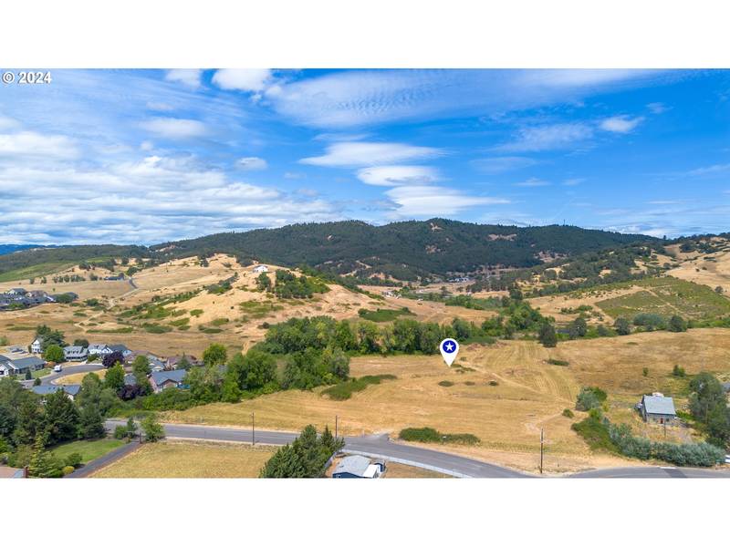 0 LOOKINGGLASS RD, Roseburg, OR 97471