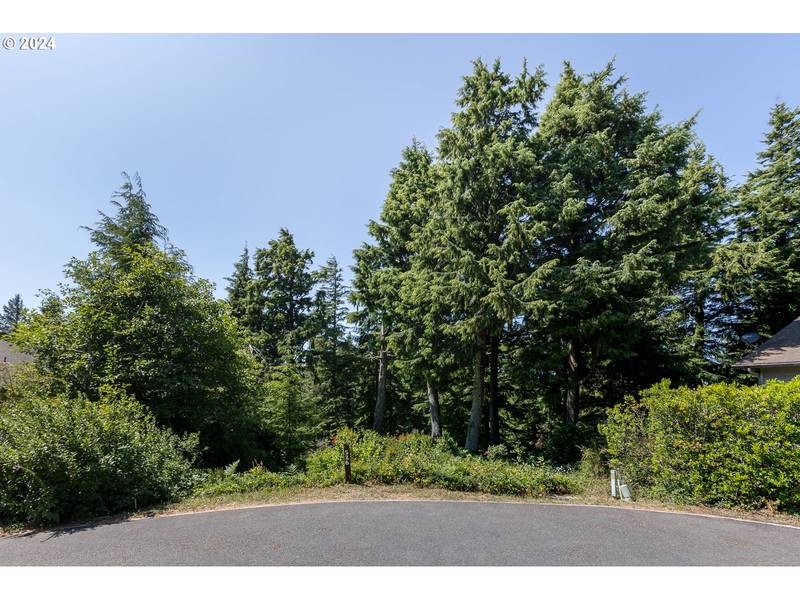 526 EAGLES NEST LN #526, Gleneden Beach, OR 97388