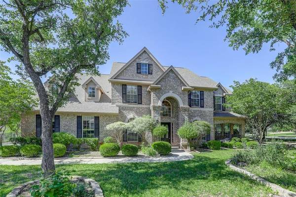 215 Creek Side Drive,  Aledo,  TX 76008