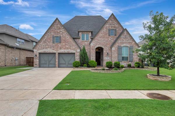 1008 Highpoint Way, Roanoke, TX 76262