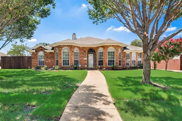 354 Lakefield Drive,  Murphy,  TX 75094