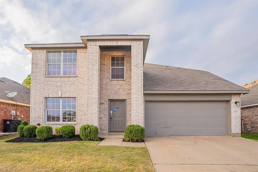 833 Hems Lane, Arlington, TX 76001