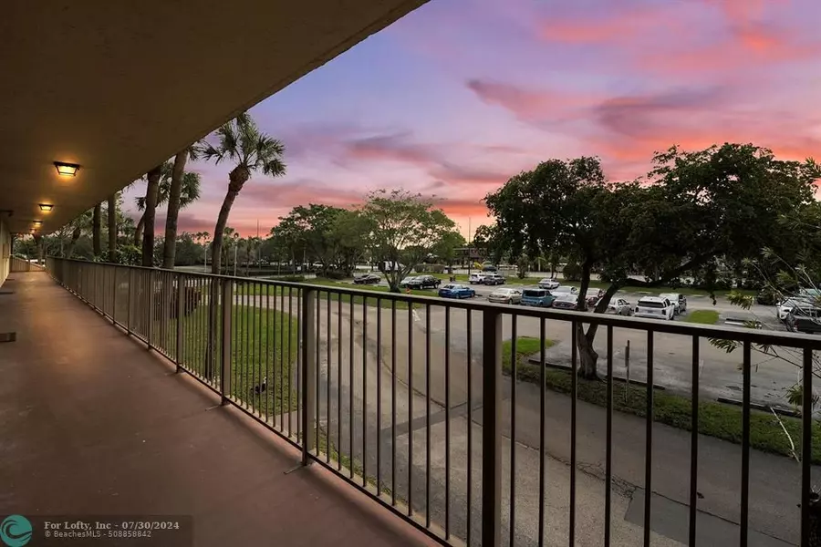 3101 NW 47th Ter  #223, Lauderdale Lakes, FL 33319