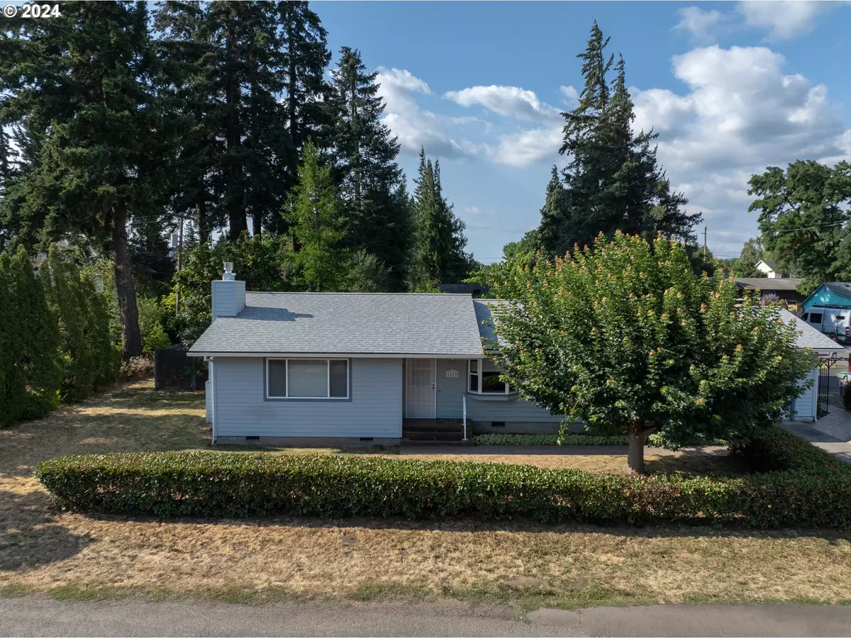 Hood River, OR 97031,1613 C ST