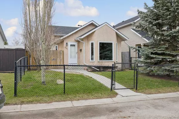 Calgary, AB T3J 3E7,241 Taradale Close NE