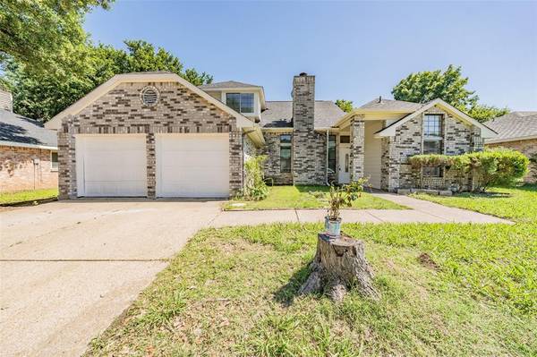 218 Iberis Drive, Arlington, TX 76018